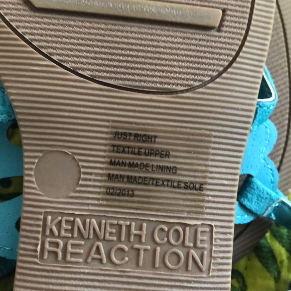 New 🧜🏻♀️Kenneth Cole Turquoise Sandals - Picture 5 of 6